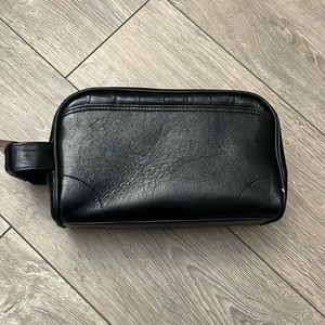 Leather Toiletry Bag Black